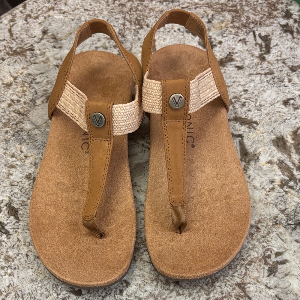 Vionic Brown and Cream Sandals